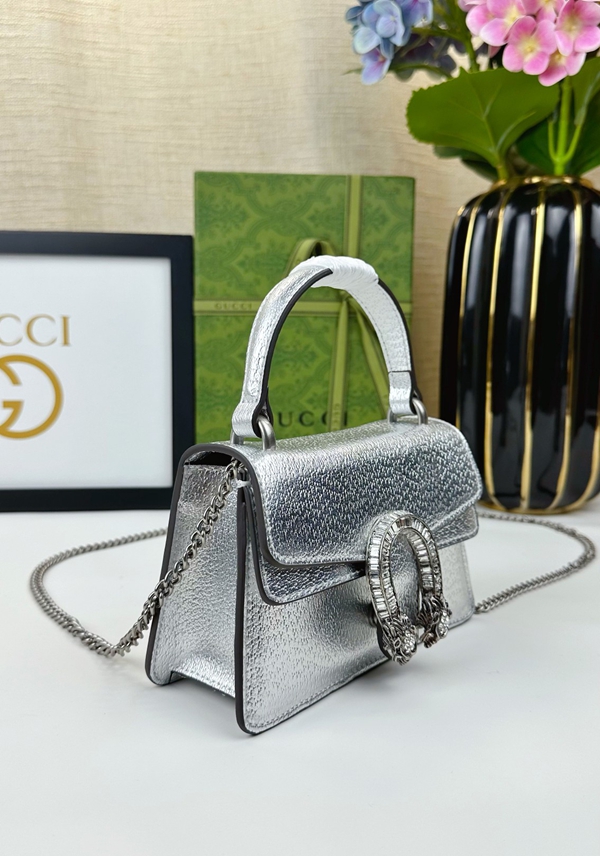 激安グッチバッグコピー背面デザイン